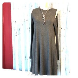 👗 Flattering Cold ShoulderDress 👗